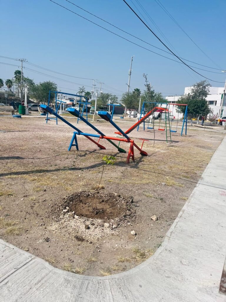 Rehabilita Gobierno de Reynosa plazas públicas urbanas y rurales