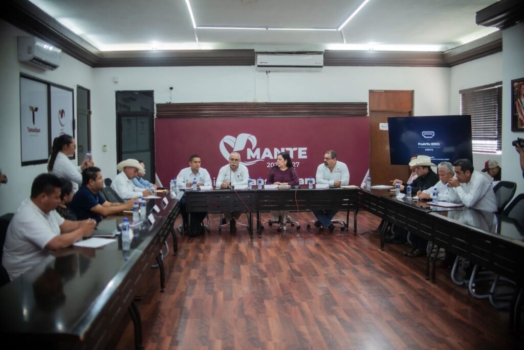 Coordinan Estado y Federación apoyos para fortalecer la producción de caña en Tamaulipas