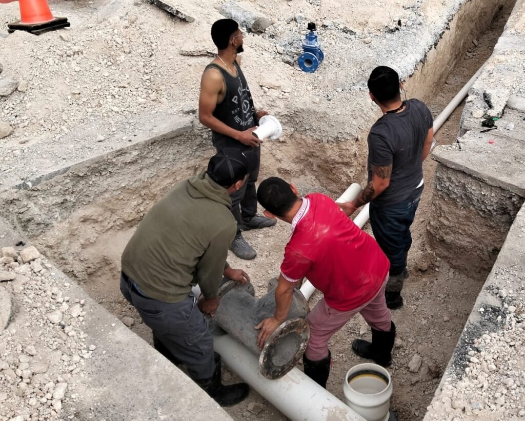 Trabajó COMAPA en interconexión de tubería en el fracc. Punta Norte