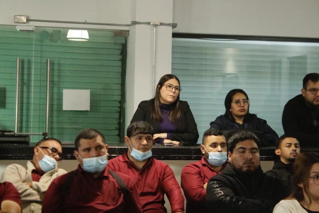 Impulsa STPS entornos laborales saludables con capacitación en salud mental