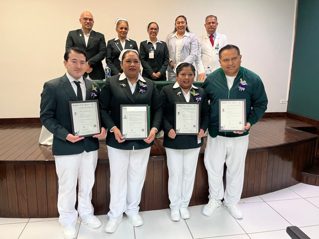 Personal de enfermería del Hospital General de Reynosa recibieron c𝗲𝗿𝘁𝗶𝗳𝗶𝗰𝗮𝗰𝗶𝗼́𝗻 𝗲𝗻 𝗖𝗮𝘁𝗲́𝘁𝗲𝗿𝗲𝘀 𝗩𝗲𝗻𝗼𝘀𝗼𝘀 𝗖𝗲𝗻𝘁𝗿𝗮𝗹𝗲𝘀 𝗣𝗜𝗖𝗖