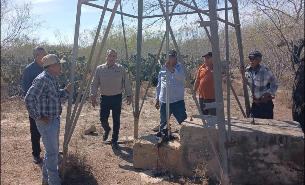 Supervisan pozos en ejidos; preparan instalación de bombas hídricas y solares
