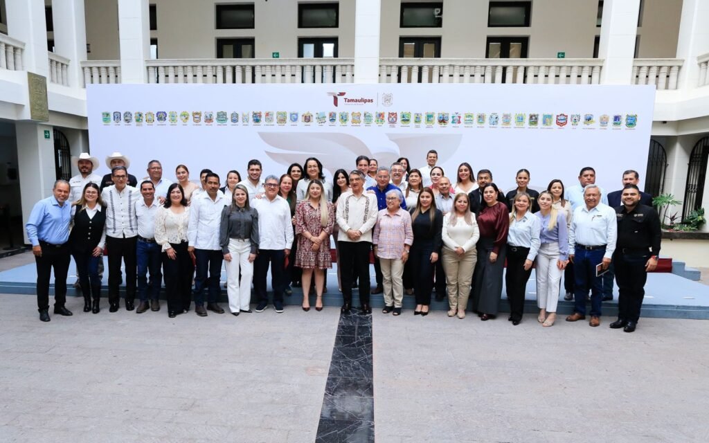 Recibió Américo cartera de proyectos 2026 y exhorta a munícipes a ejercer recursos con honestidad