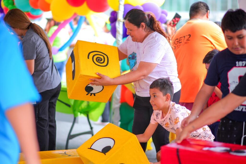 Fortalecen juegos tradicionales, unidad y valores en el Día de la Familia