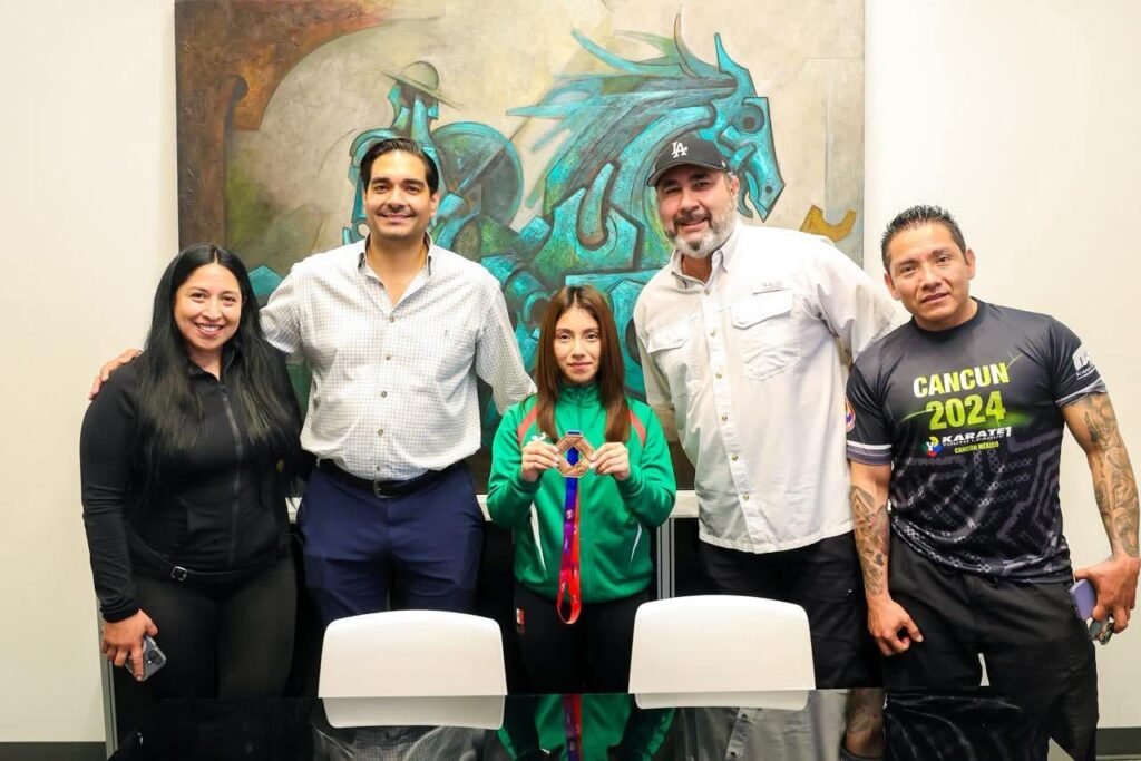 Felicitó Alcalde Carlos Peña Ortiz a Dania Jimena Estudillo por su triunfo deportivo