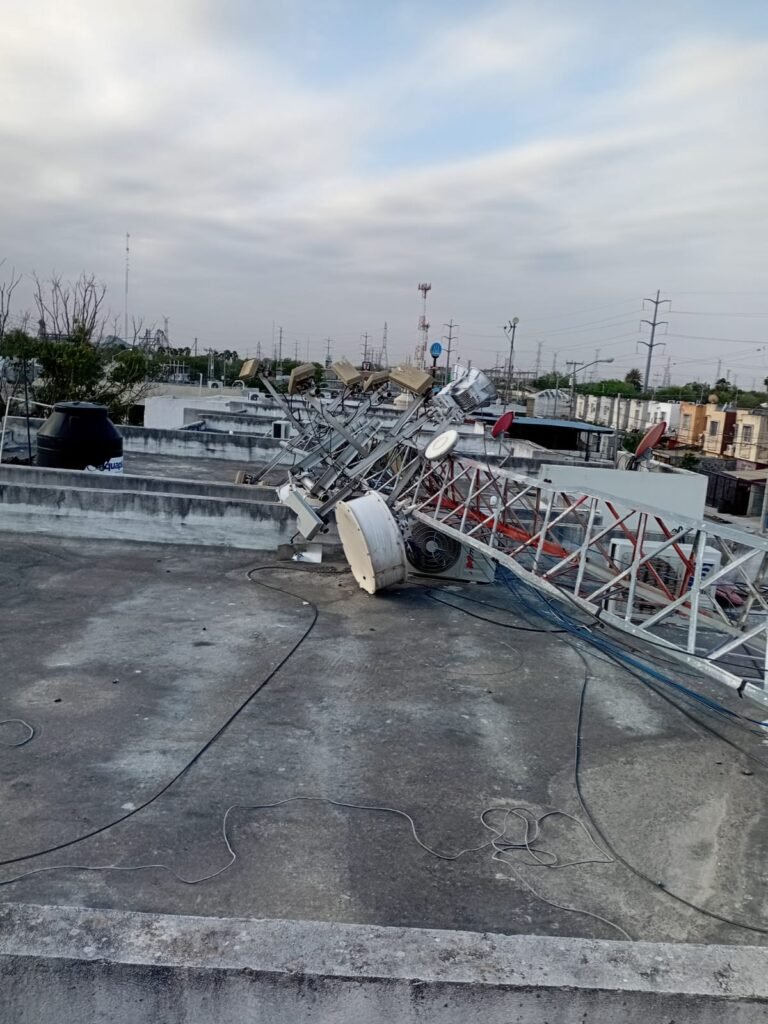 Fuertes vientos causaron estragos