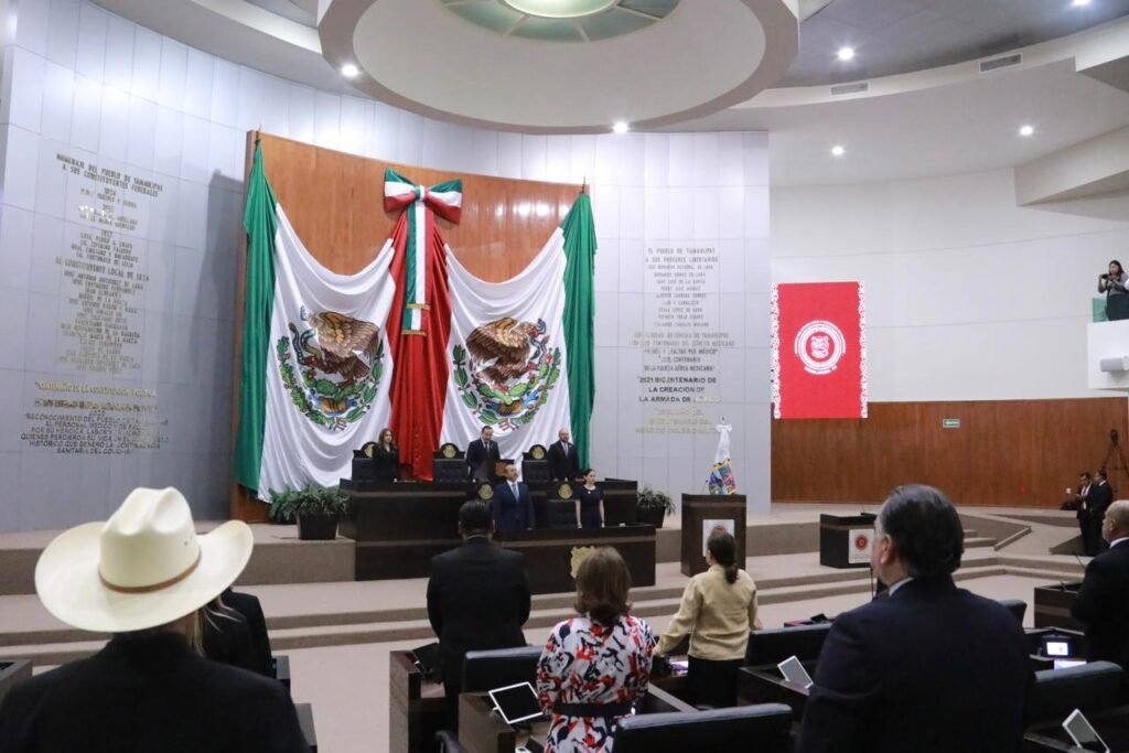 Recibió Legislatura 66 el Cuarto Informe del Gobernador Américo