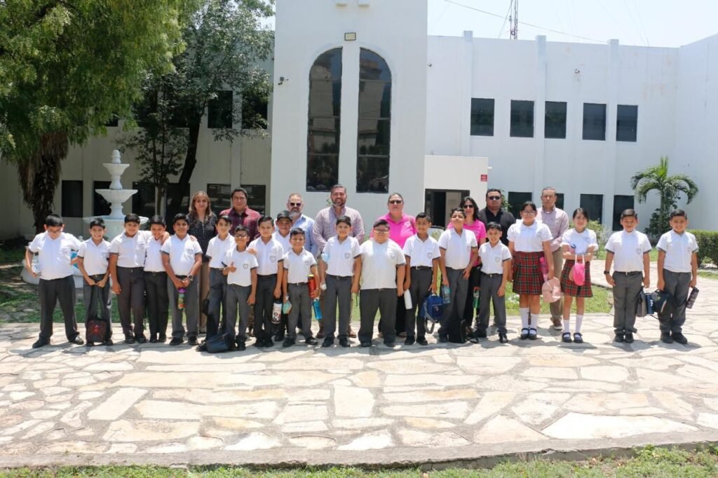 Fortalece SET habilidades digitales y tecnológicas en estudiantes de primaria