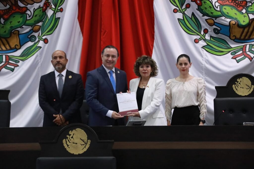 Compareció la Secretaría de Bienestar Social del Gobierno del Estado ante el Congreso local