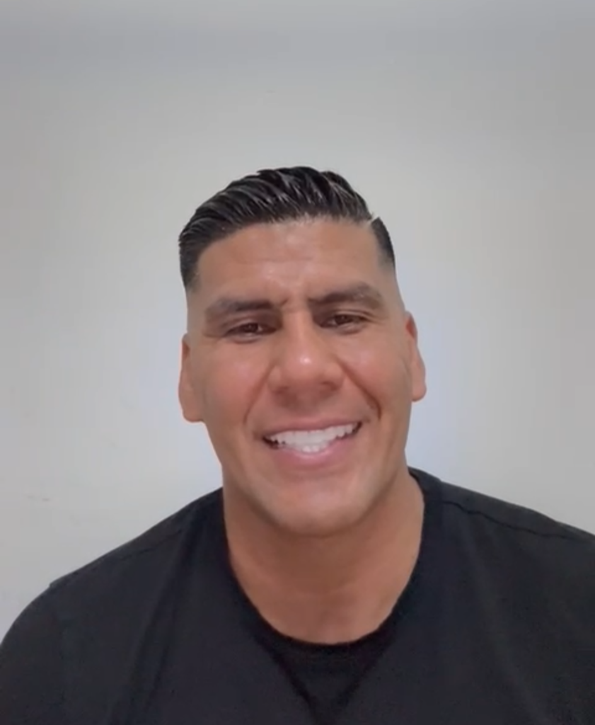 ⚽🔥 ¡Noche de leyendas en Reynosa! 🔥⚽El talento no se olvida… ¡se vuelve historia! 😎🇲🇽 Leyendas Selección Mexicana 🆚 🌎 Leyendas ExtranjerasUn partido lleno de clase, goles y pura pasión futbolera 👑⚽📅 16 de mayo | 🕖 7:00 PM📍 Polideportivo Reynosa🎟️ Boletos:💺 Preferente $500 (incluye silla)⚽ General $200📍 Puntos de venta: