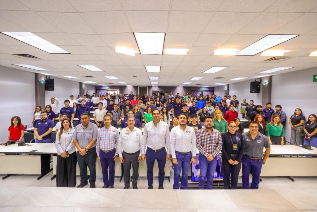 Se sumó comunidad estudiantil de la UAMRA-UAT a programa de Carlos Peña Ortiz