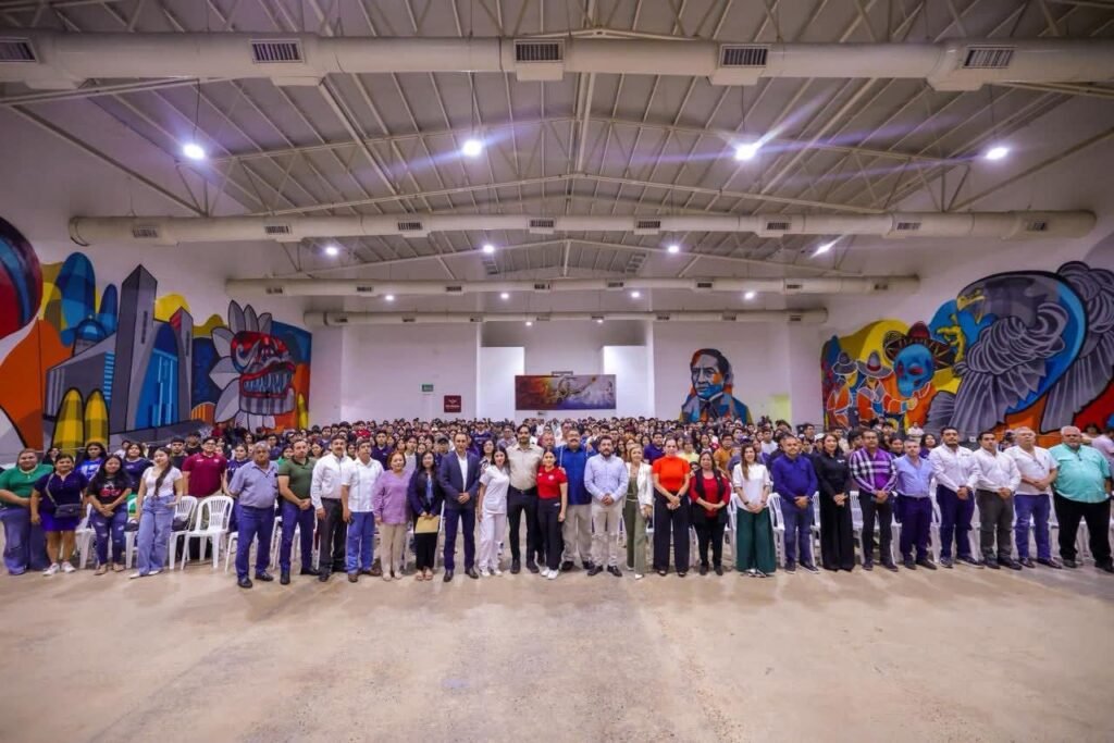 Presidió Carlos Peña Ortiz entrega de Folios QR del Programa de Becas Municipales 2026