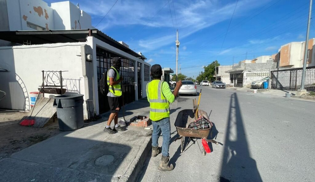 Recuperan familias de Hacienda Las Fuentes sus espacios públicos con la Jornada de Limpieza Imparable
