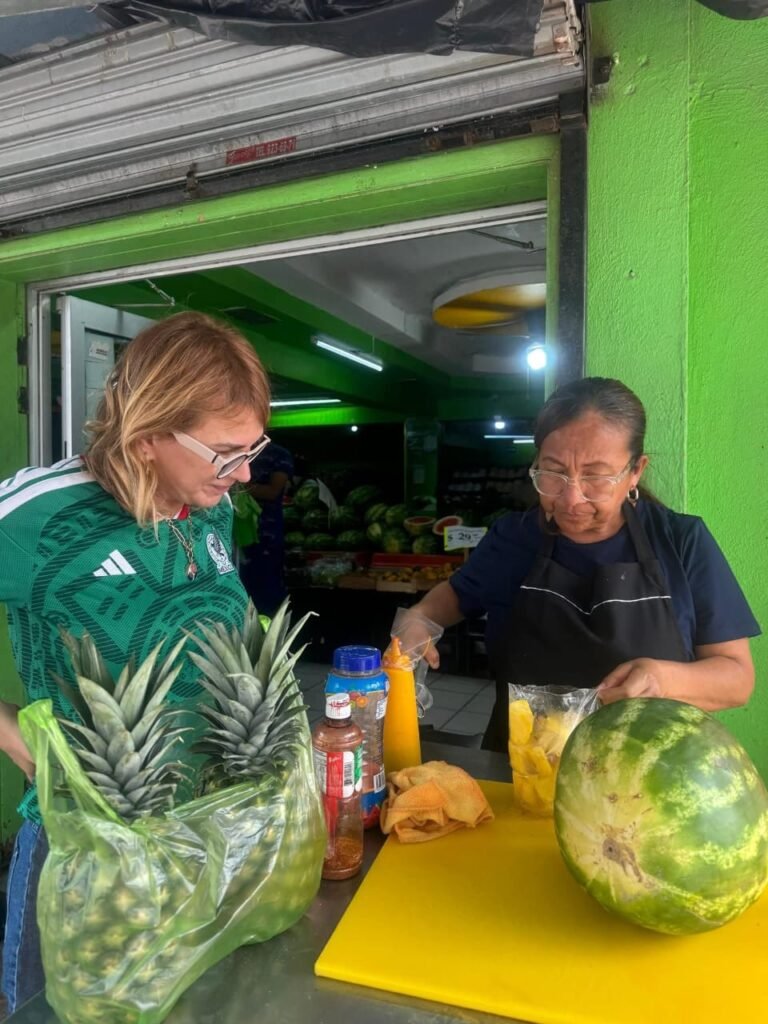 Magaly Deandar refrenda su respaldo a los negocios que mueven a Reynosa