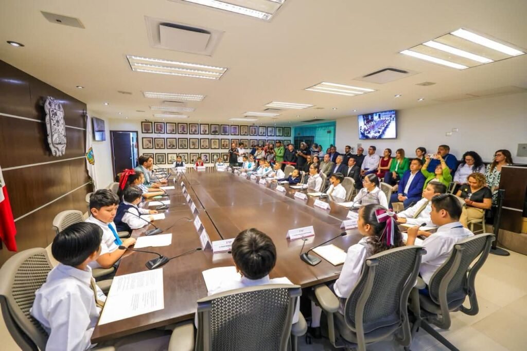 Presidió Alcalde Carlos Peña Ortiz Sesión Solemne del Cabildo Infantil 2026