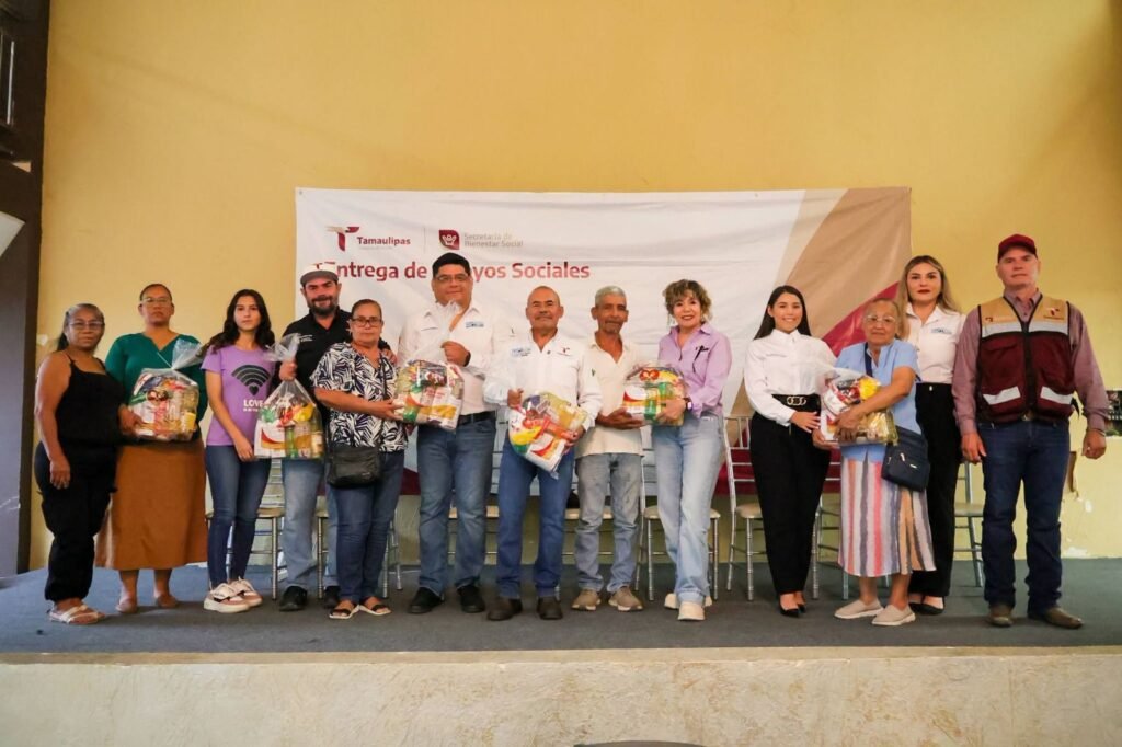 Lleva SEBIEN apoyos sociales a Camargo y Miguel Alemán