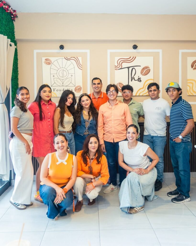 Roberto Lee escucha a jóvenes matamorenses y los invita a construir el futuro de su ciudad