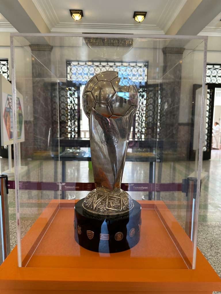 Abre sus puertas en Palacio de Gobierno la exposición “Un golazo en el tiempo”