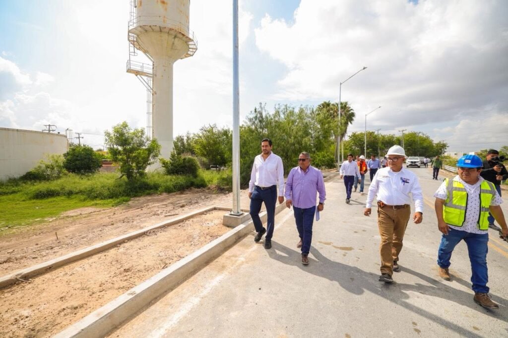 Supervisó Carlos Peña Ortiz rehabilitación del bordo de contención del Canal Rodhe