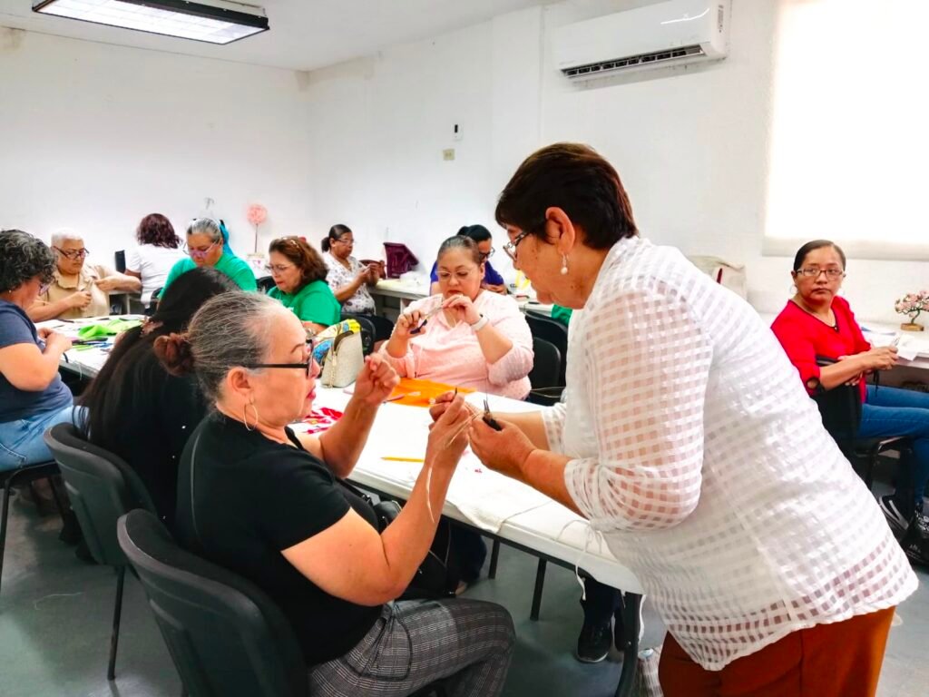Capacita Gobierno de Reynosa a mujeres emprendedoras en el IMM