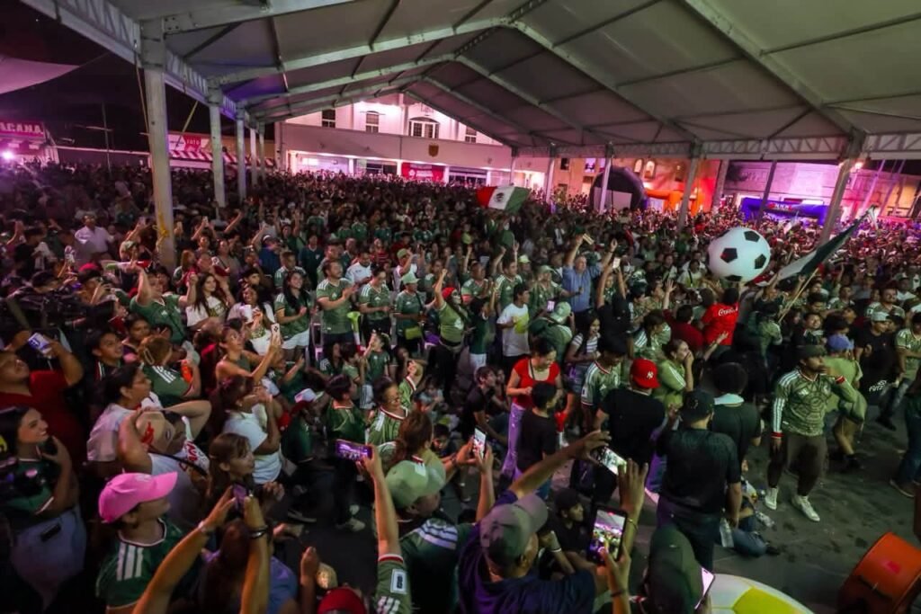 Volvió a vibrar Imparable en la Cancha, México 2 – 0 sobre Ecuador y una Fan Zone llena de emociones
