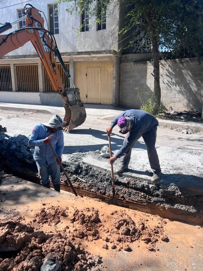 Realiza COMAPA sondeo e interconexión de drenaje sanitario en colonia Lampacitos