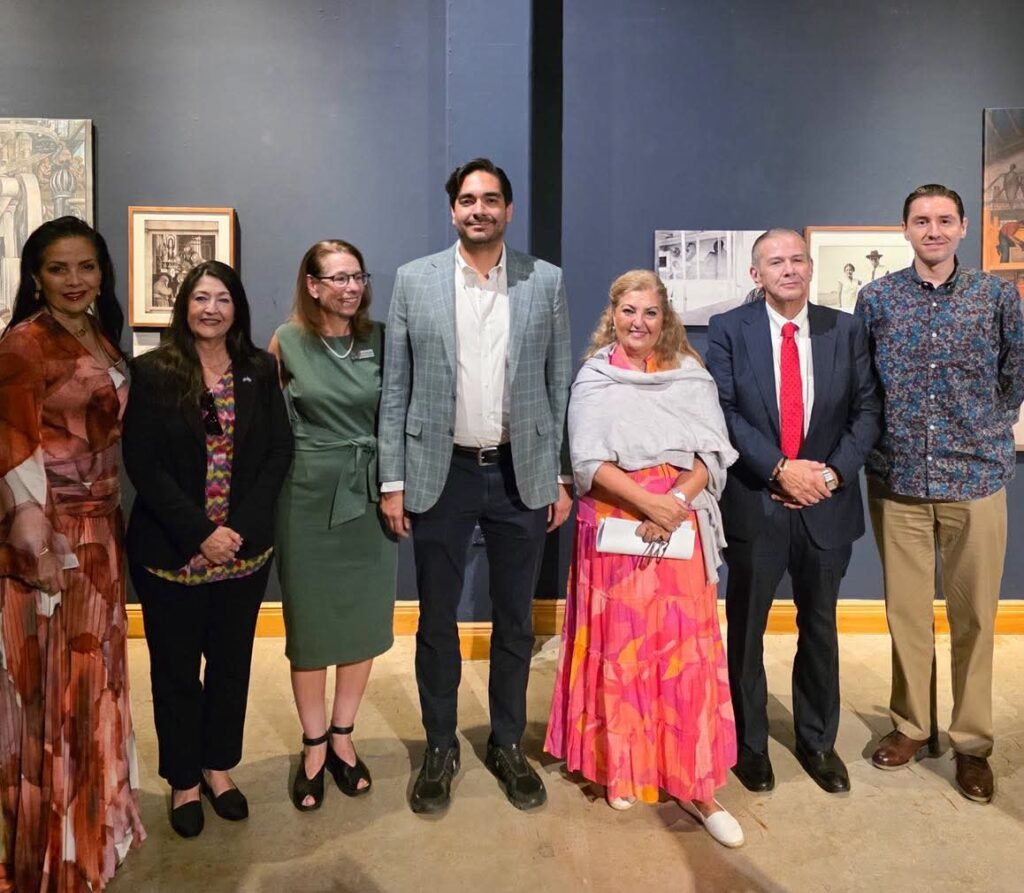 Asistió Carlos Peña Ortiz a exposición de Diego Rivera en el IMAS