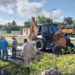 Atiende COMAPA fuga de agua potable en Riberas de Rancho Grande