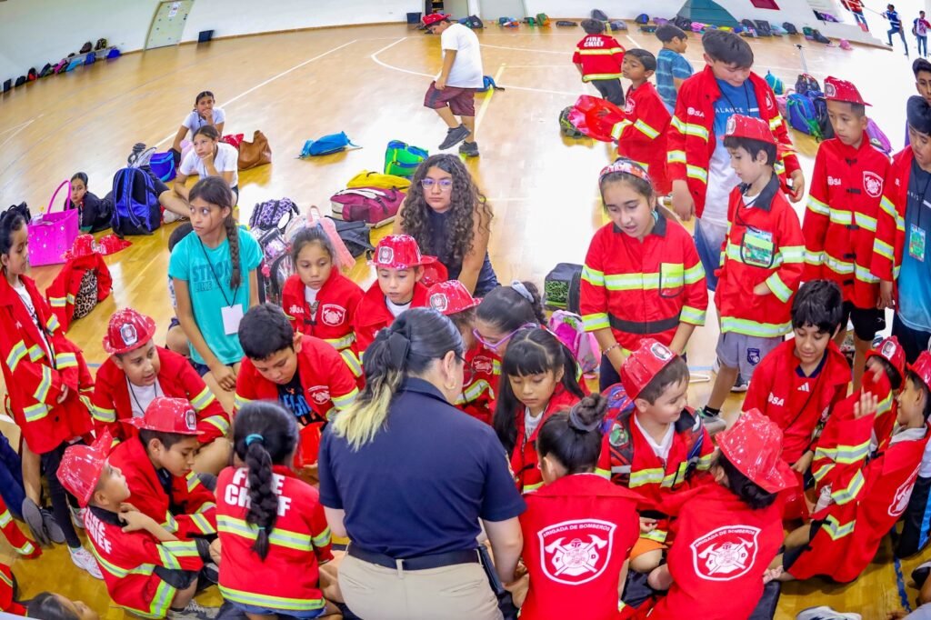 Imparte Gobierno de Carlos Peña Ortiz prácticas de primeros auxilios en campamento del IMD