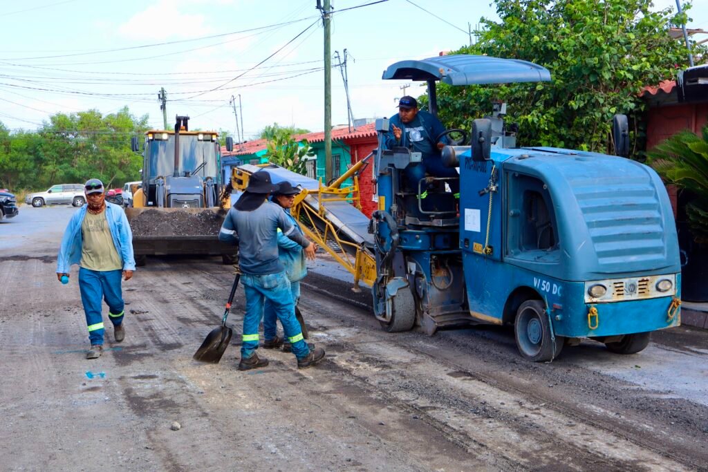 Avanza transformación vial impulsada por Carlos Peña Ortiz en La Cima y Jarachina Sur