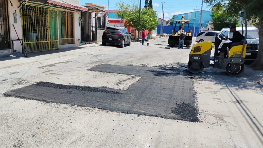 Rehabilitación Imparable: intensifica Alcalde Carlos Peña Ortiz trabajo de bacheo
