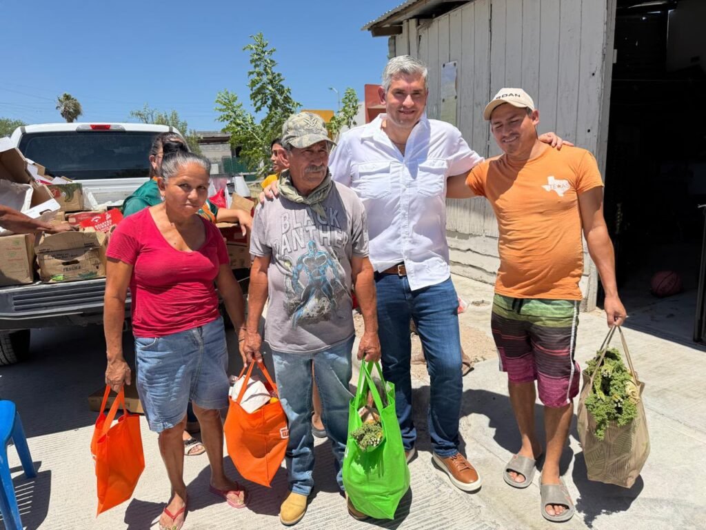 Mercadito Naranja fortalece la economía de las familias en el Fraccionamiento Los Ángeles