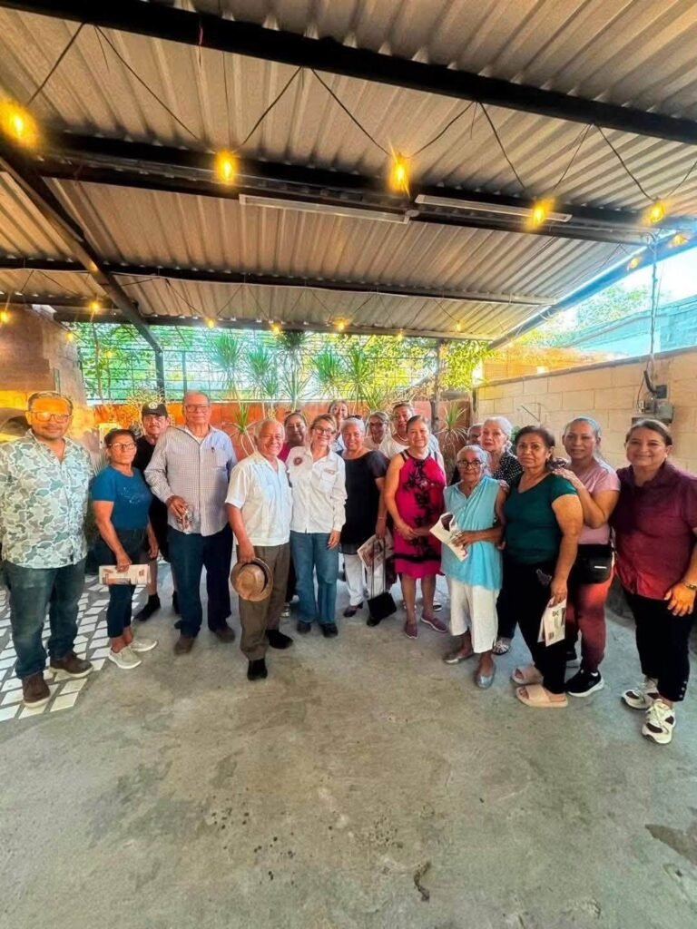 Magaly Deandar recorre Rancho Grande y escucha de cerca a las familias de Reynosa