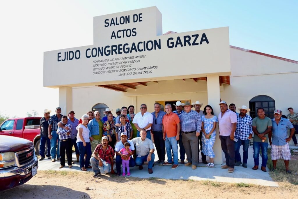 El Arqui Eduardo López Arias fortalece diálogo con las familias de Congregación Garza.