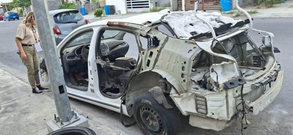 Invita Gobierno Municipal a reportar chatarra y vehículos abandonados en la vía pública
