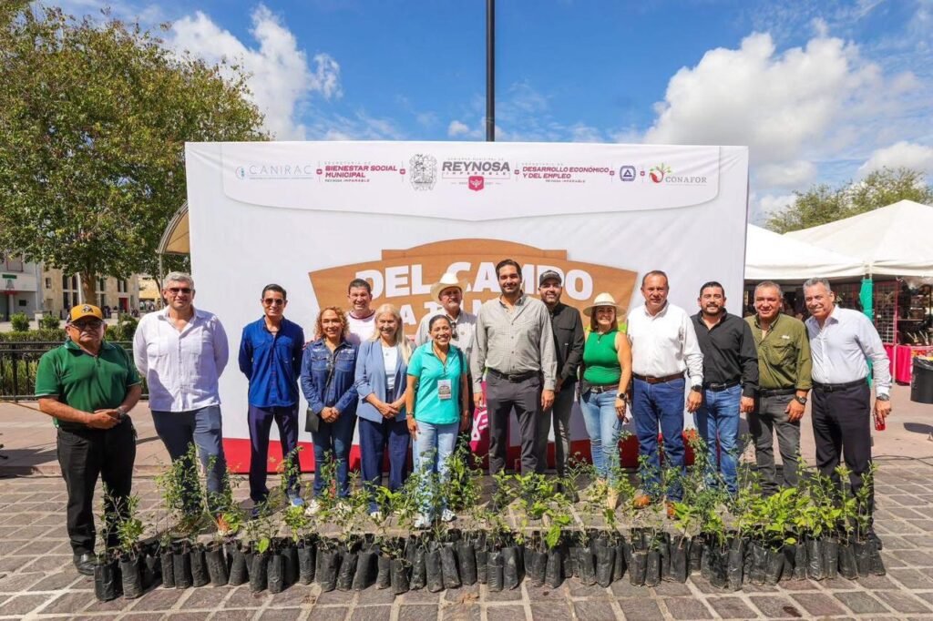 Llevó Carlos Peña Ortiz productos “Del Campo a tu Mesa” a familias reynosenses con gran éxito en la Plaza Principal