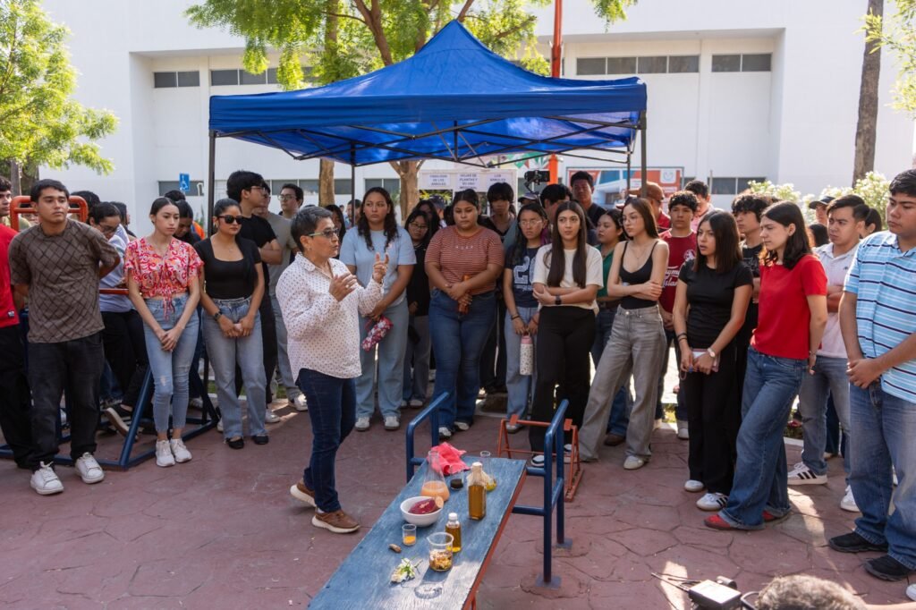 Promueve la UAT el cuidado ambiental con jornada botánica en el Campus Victoria