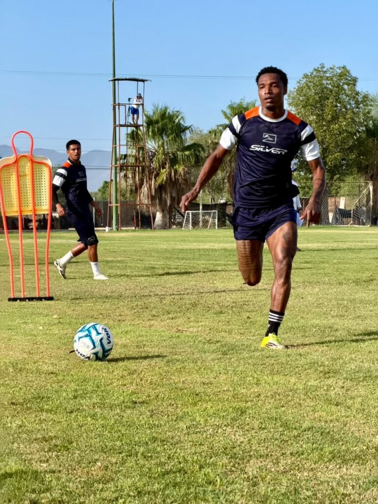 JUNTOS EQUIPO Y LEALES, POR TRIUNFO ANTE CANCÚN