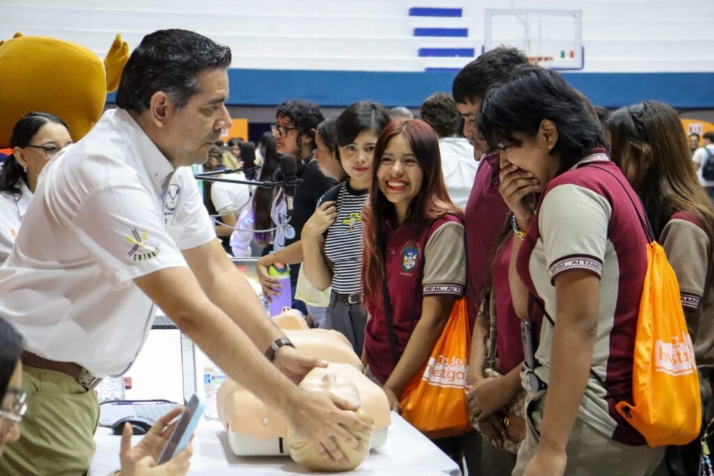 Celebra la UAT en Tampico jornada de divulgación de la ciencia