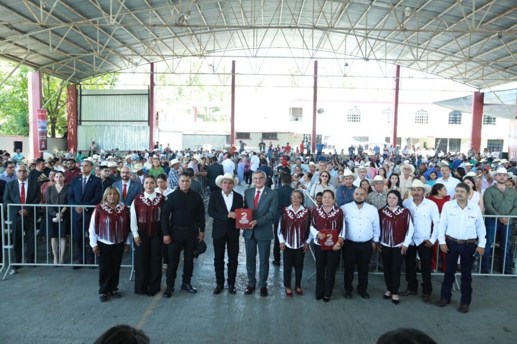 En Hidalgo, reitera Américo colaboración para impulsar desarrollo de los municipios