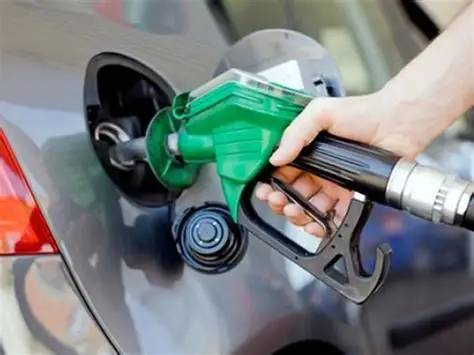La Presidenta de México y el sector gasolinero renuevan la Estrategia Nacional para Estabilizar el Precio de la Gasolina Regular y el Diésel, en beneficio del pueblo de México