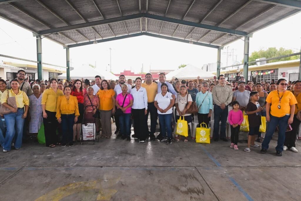Llevan Gobierno y DIF Reynosa, Salud, apoyos y atención social a familias de Villas de Imaq