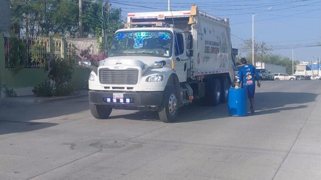 Mejora Carlos Peña Ortiz funcionalidad del sistema de recolección de basura para dar mayor eficiencia