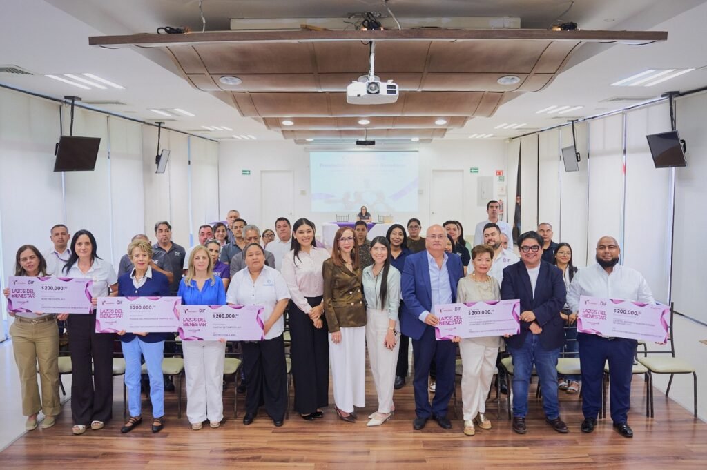DIF Tamaulipas reconoce y premia a seis asociaciones civiles por su labor social
