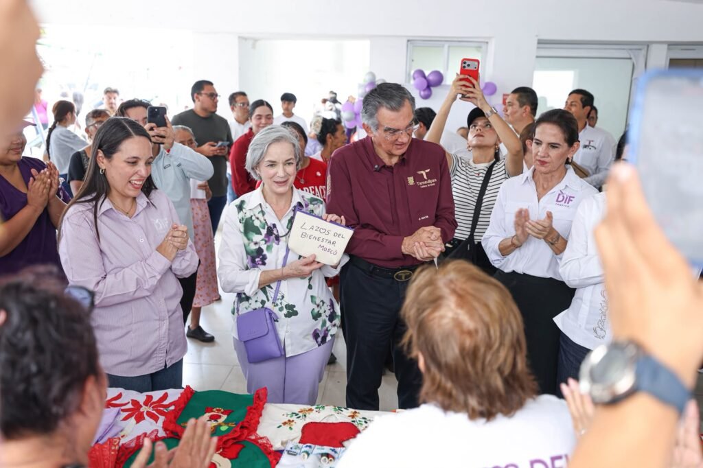 Américo y María de Villarreal acercan servicios de salud a las familias a través de Lazos del Bienestar
