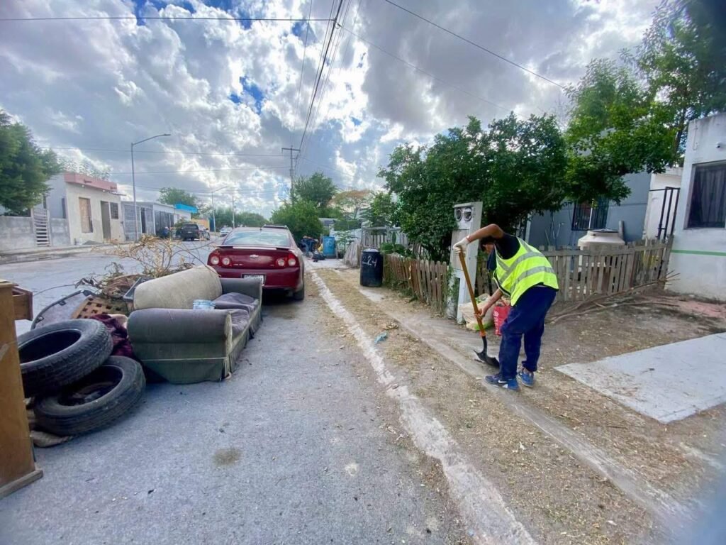 Contribuye Limpieza Imparable en la limpieza de colonias de Reynosa